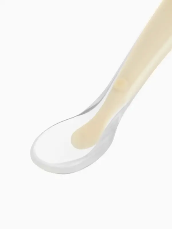 Mum&Baby Ложка для первого прикорма в контейнере, бежевая Mum&Baby Ложка для первого прикорма в контейнере, бежевая