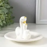 Сувенир керамика подставка под кольца "Лебедь с малышом" белая 10х10х7 см
