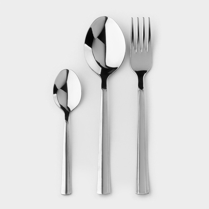 Набор столовый «Торжество», 18 предметов, толщина 2 мм, картонная коробка, цвет серебряный Набор столовый «Торжество», 18 предметов, толщина 2 мм, картонная коробка, цвет серебряный