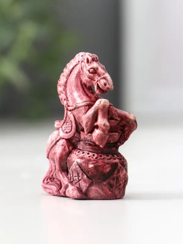 Фигурка «Лошадь на дыбах малая», 2×3×4.5 см, винный Фигурка «Лошадь на дыбах малая», 2×3×4.5 см, винный