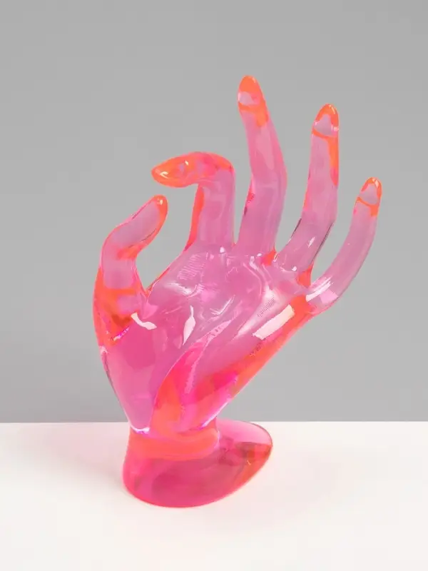 Подставка для украшений &laquo;QF. Рука&raquo;, 10.5&times;8&times;16 см, розовая