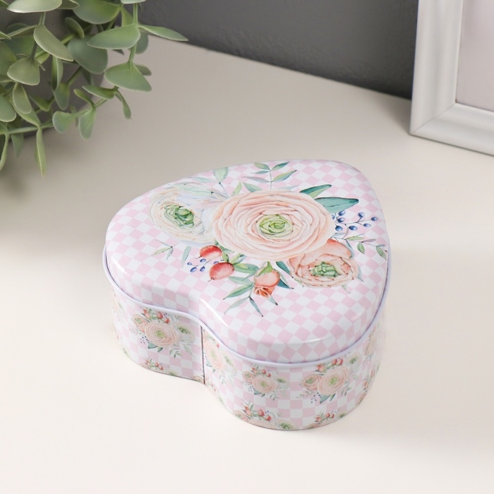 Шкатулка металл сердце  Шкатулка металл сердце "Нежность цветов" набор 3 шт 10,5х12,6х5 см