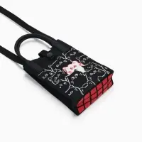 Сумка подр Коты, 12*4*17, отд на кнопке, дл ремень, черный Сумка подр Коты, 12*4*17, отд на кнопке, дл ремень, черный