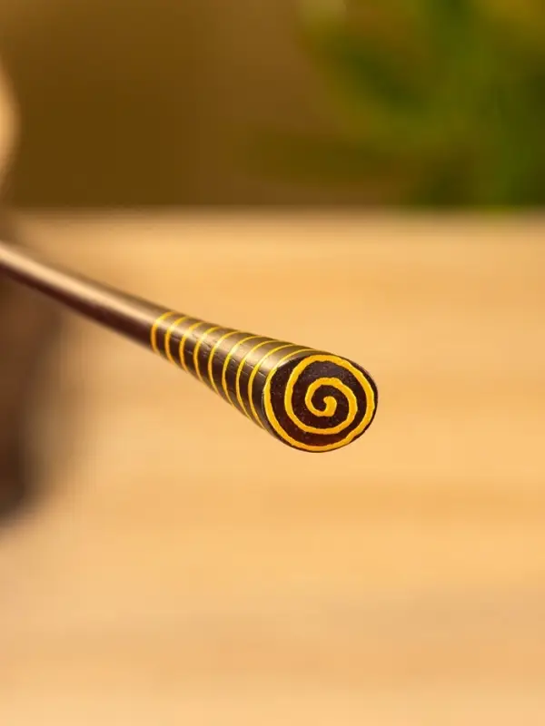 Заколка для волос «Спираль», 17 см, дерево албезия Заколка для волос «Спираль», 17 см, дерево албезия