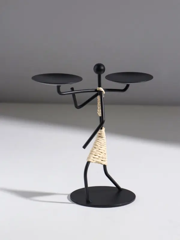 Подсвечник металл на 2 свечи  Подсвечник металл на 2 свечи "Абориген с коромыслом" d=6 см 17х8х17 см