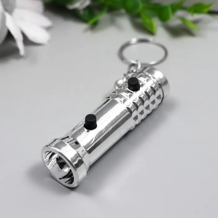 Фонарик брелок для ключей на кольце «2 лампы» под металл Фонарик брелок для ключей на кольце «2 лампы» под металл