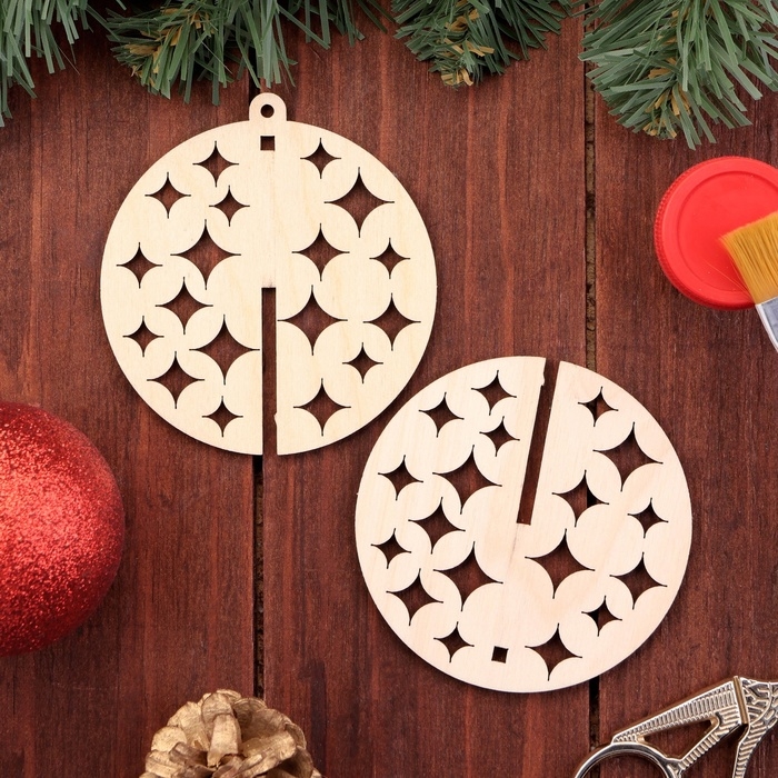 Деревянная игрушка на ёлку Деревянная игрушка на ёлку "Искры", шар, диаметр 8 см