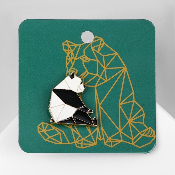 Значок «Графичные животные» панда, цвет чёрно-белый в золоте Значок «Графичные животные» панда, цвет чёрно-белый в золоте