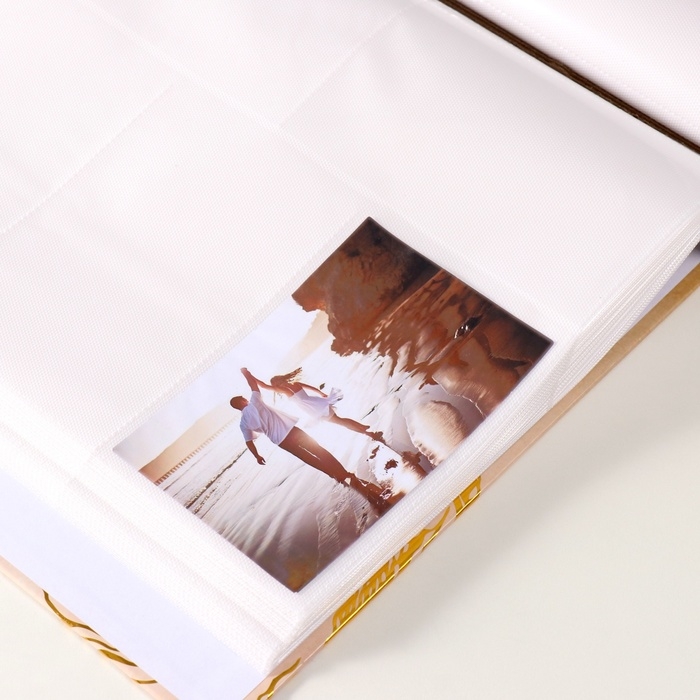 Фотоальбом на 500 фото 10x15 см Фотоальбом на 500 фото 10x15 см "Дерево. Семейная история" в коробке тиснение 5,5x30x33,5 см 10388