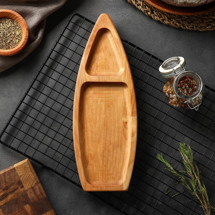 Менажница «Лодочка», 2 секции, d=30×1 см, берёза Менажница «Лодочка», 2 секции, d=30×1 см, берёза