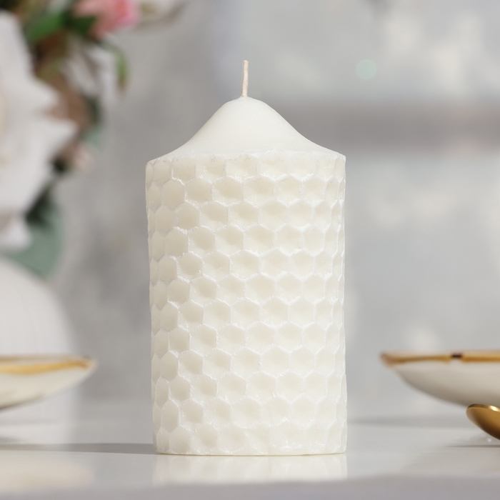 Свеча-цилиндр свадебная  Свеча-цилиндр свадебная "Камея", белая, 6×11 см
