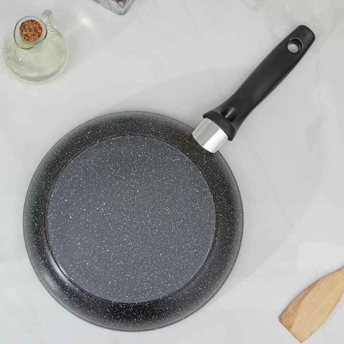 Сковорода Доляна «Элит», d=24 см, литой алюминий, стеклянная крышка, антипригарное покрытие, цвет серый Сковорода Доляна «Элит», d=24 см, литой алюминий, стеклянная крышка, антипригарное покрытие, цвет серый