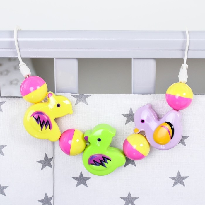Растяжка на кроватку/коляску «Забавные зверята», 3 игрушки с погремушками, Крошка Я Растяжка на кроватку/коляску «Забавные зверята», 3 игрушки с погремушками, Крошка Я