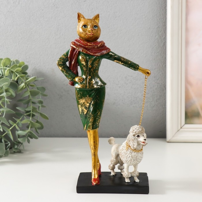 Сувенир полистоун Сувенир полистоун "Мадмуазель Кошка выгуливает пуделя" 13,5х7,5х24,5 см