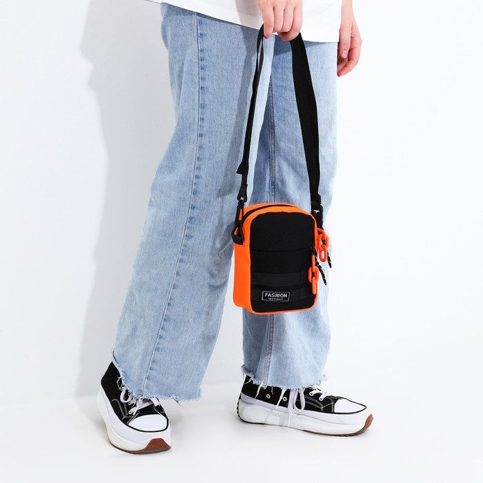 Сумка молодёжная на молнии, 1 наружный карман, цвет чёрный/оранжевый Сумка молодёжная на молнии, 1 наружный карман, цвет чёрный/оранжевый