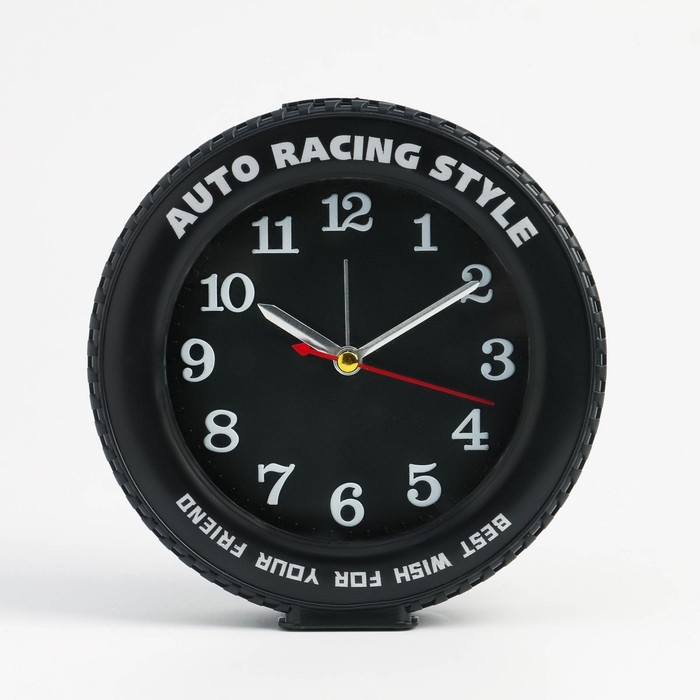 Часы - будильник настольные Часы - будильник настольные "Автогонки" детские, дискретный ход, d-10 см, 14 х 4 см, АА