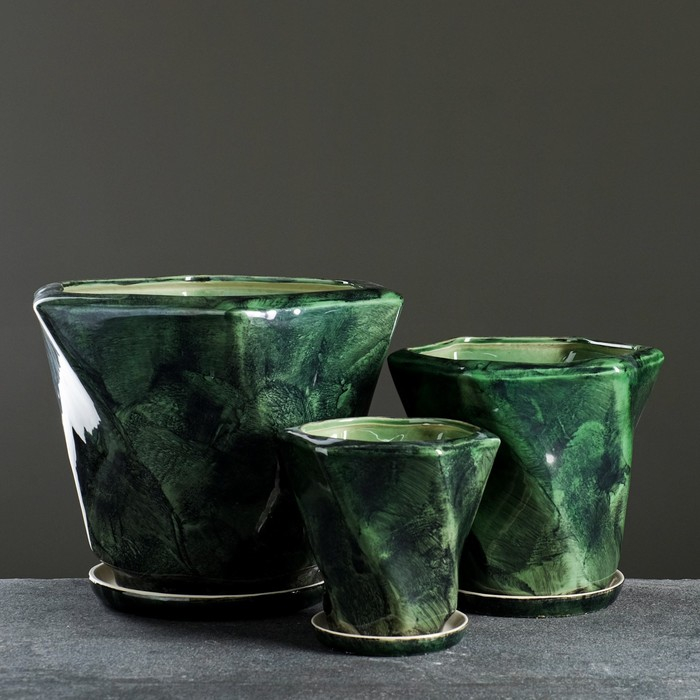 Набор горшков 3 шт Набор горшков 3 шт "Рубин" зеленый, 25 х 33 см, 20 х 25 см, 16 х 17 см, 8,5 л, 3,7 л, 1,5 л