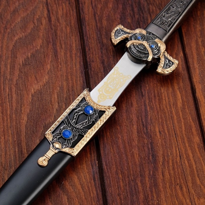 Кинжал, клинок хром, чехол черный с камнями, 36 см Кинжал, клинок хром, чехол черный с камнями, 36 см