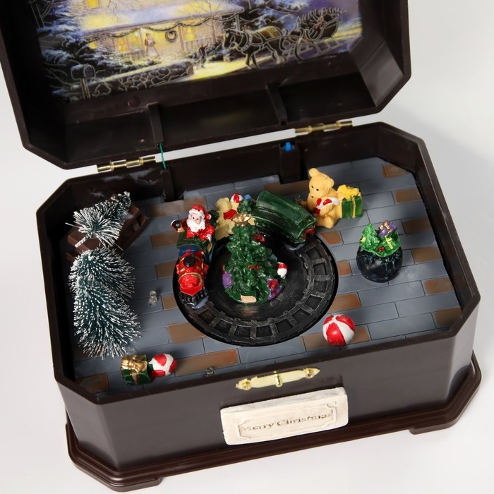 Светодиодная фигура «Дед Мороз на поезде» 31.5 × 18 × 18 см, полистоун, батарейки ААх3 (не в комплекте), USB, свечение тёплое белое Светодиодная фигура «Дед Мороз на поезде» 31.5 × 18 × 18 см, полистоун, батарейки ААх3 (не в комплекте), USB, свечение тёплое белое