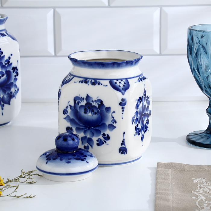 Банка для сып.продуктов Банка для сып.продуктов "КАСКАД", 16,5см, V-0,95л, авт.Шибаев С.,гжель