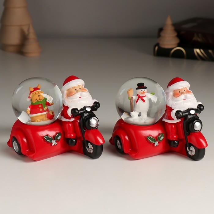 Сувенир полистоун водяной шар Сувенир полистоун водяной шар "Дед Мороз на мотоцикле с коляской" МИКС 7,5х8,2х7 см