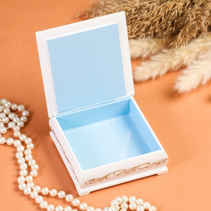 Шкатулка «Цветы в вазочке», белая, 10×10 см, лаковая миниатюра Шкатулка «Цветы в вазочке», белая, 10×10 см, лаковая миниатюра