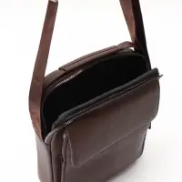 Сумка муж., 22*6,5*25, осн.отд молн, 1внут кар.прост, 2нар.кар молн, дл рем, коричневый