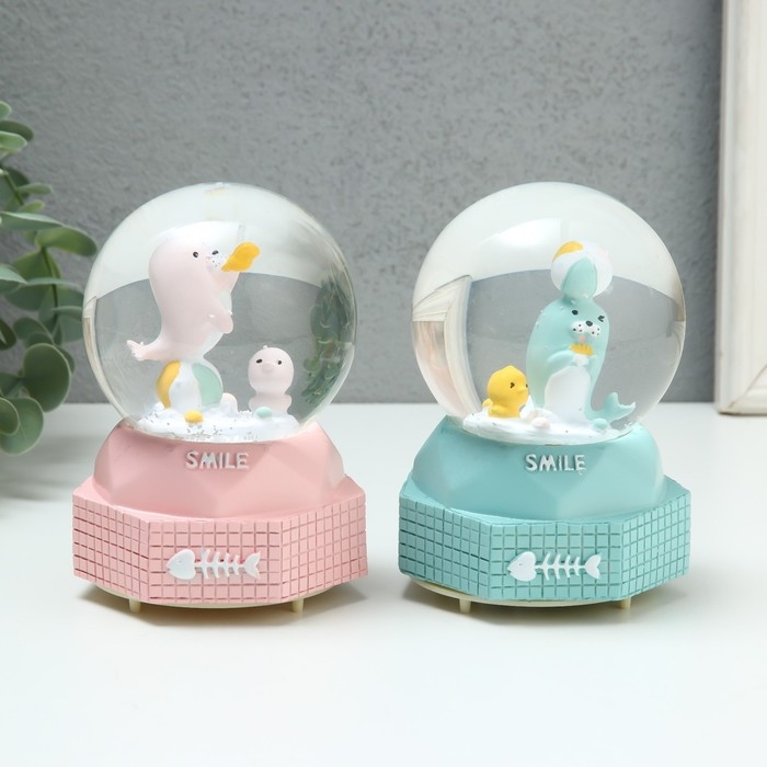 Сувенир полистоун водяной шар музыка, свет Сувенир полистоун водяной шар музыка, свет "Морской львенок" МИКС 8х8х12 см