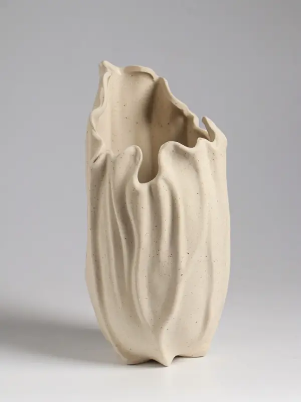 Ваза настольная керамика Ваза настольная керамика "Джалис" 22,5х12 см, бежевый