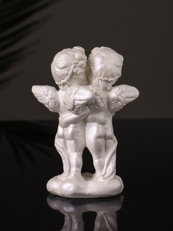 Статуэтка "Ангелы шепчутся" 9х8х4 см, перламутр