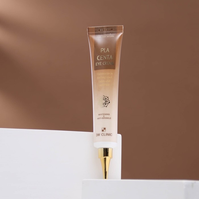 Крем вокруг глаз 3W Clinic, с плацентой, 40 г Крем вокруг глаз 3W Clinic, с плацентой, 40 г