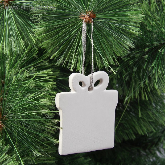 Набор новогодних подвесок под роспись «Праздник на пороге», 3 шт. с подвесом Набор новогодних подвесок под роспись «Праздник на пороге», 3 шт. с подвесом