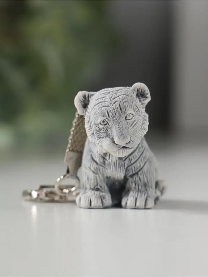 Брелок "Тигренок сидящий 2", 3,7см