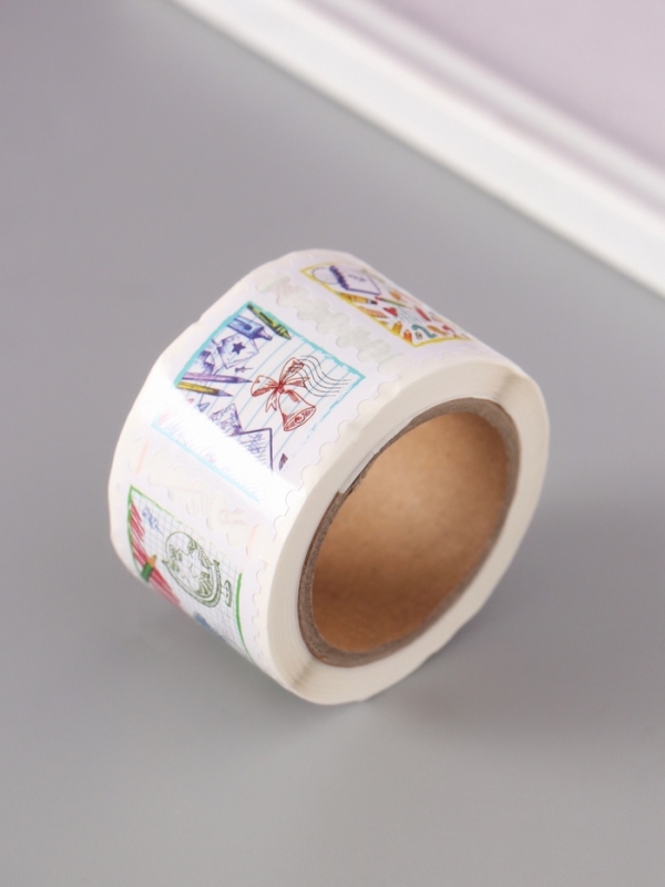 Наклейка бумага Наклейка бумага "Марки. Школа" 3х3 см 200 шт в рулоне