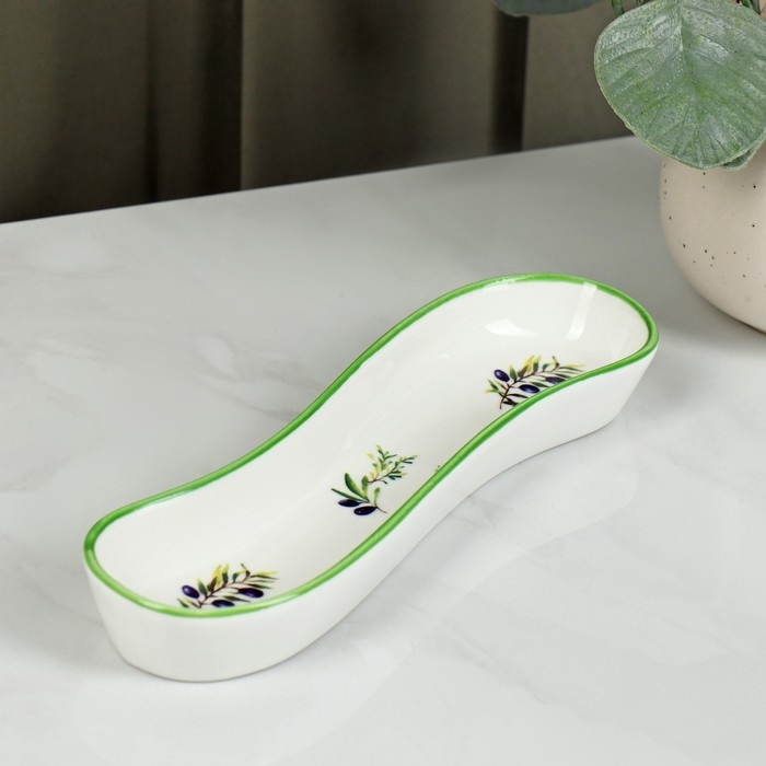 Блюдо фарфоровое для оливок/солений Доляна «Олива», 20×5×3,5 см, цвет белый Блюдо фарфоровое для оливок/солений Доляна «Олива», 20×5×3,5 см, цвет белый