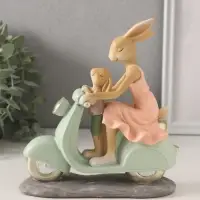 Фигурка полистоун &laquo;Зайки. Мама с сыном на мопеде&raquo;, 16&times;6&times;17.5 см