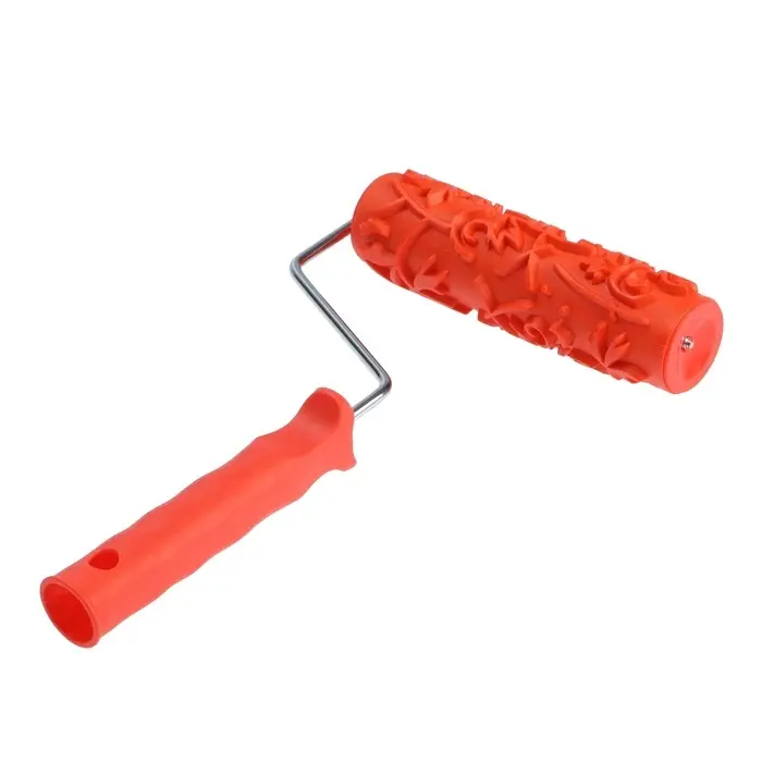 Валик декоративный ТУНДРА, резиновый, &laquo;розы&raquo;, рукоятка d=6 мм, 180 мм