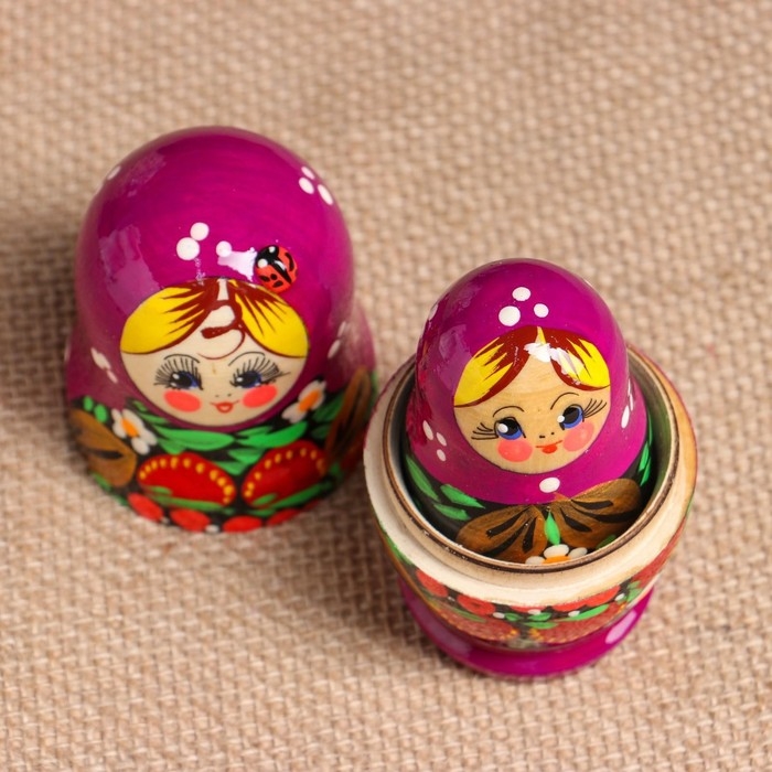 Матрёшка «Божья коровка», фиолетовый платок, 5 кукольная, 9-11 см Матрёшка «Божья коровка», фиолетовый платок, 5 кукольная, 9-11 см