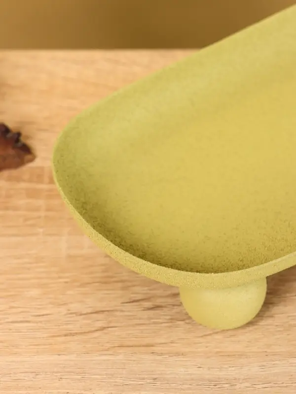 Блюдо сервировочное текстурное на золотых ножках сферах "Олива" 20х10,5х5 см