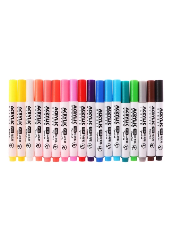 Набор акриловых маркеров 18 цветов в пластиковом тубусе Набор акриловых маркеров 18 цветов в пластиковом тубусе