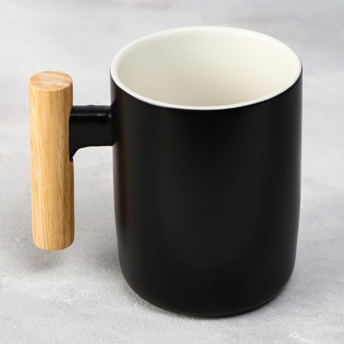 Кружка керамическая «Сила и мужество», 400 мл, цвет чёрный Кружка керамическая «Сила и мужество», 400 мл, цвет чёрный