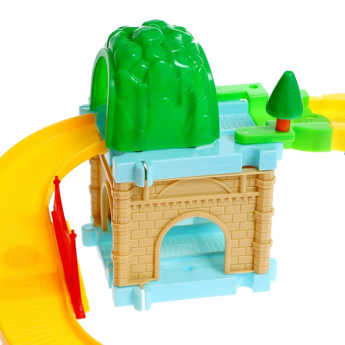 Железная дорога &laquo;Парк развлечений&raquo;, световые и звуковые эффекты, работает от батареек