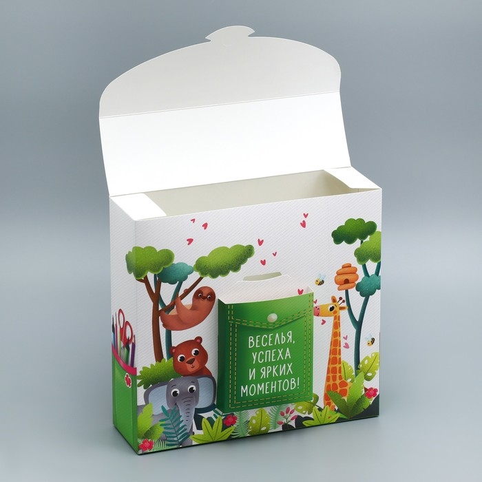 Коробка подарочная формовая, упаковка, «Приключения», 23.5 х 22 х 7 см Коробка подарочная формовая, упаковка, «Приключения», 23.5 х 22 х 7 см