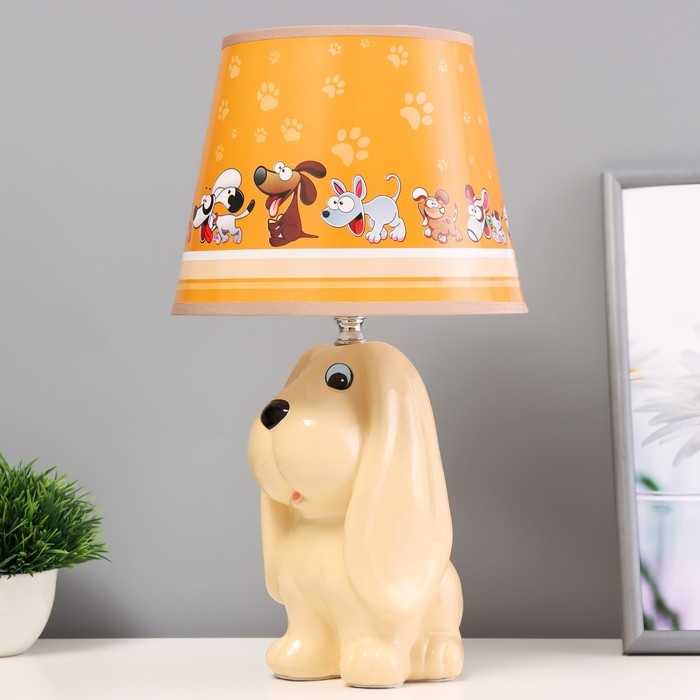 Настольная лампа  Настольная лампа "Собачка" Е14 40Вт бежевый 20х20х37см