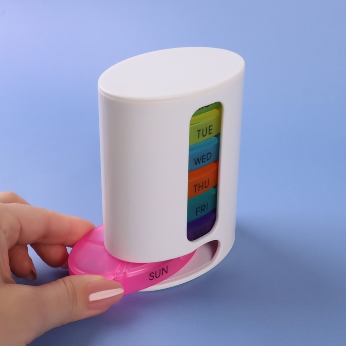 Таблетница - органайзер «Неделька», английские буквы, 12 × 6 × 5,9 см, 7 контейнеров по 4 секции, разноцветная Таблетница - органайзер «Неделька», английские буквы, 12 × 6 × 5,9 см, 7 контейнеров по 4 секции, разноцветная