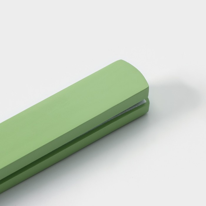 Вешалки для брюк и юбок LaDо́m Brillant, 30×17×2,4 см, 2 шт, деревянные, цвет фисташковый Вешалки для брюк и юбок LaDо́m Brillant, 30×17×2,4 см, 2 шт, деревянные, цвет фисташковый