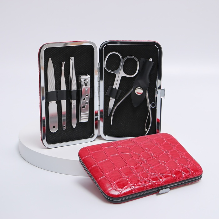 Набор маникюрный «Рептилия», 6 предметов, в футляре, цвет красный Набор маникюрный «Рептилия», 6 предметов, в футляре, цвет красный