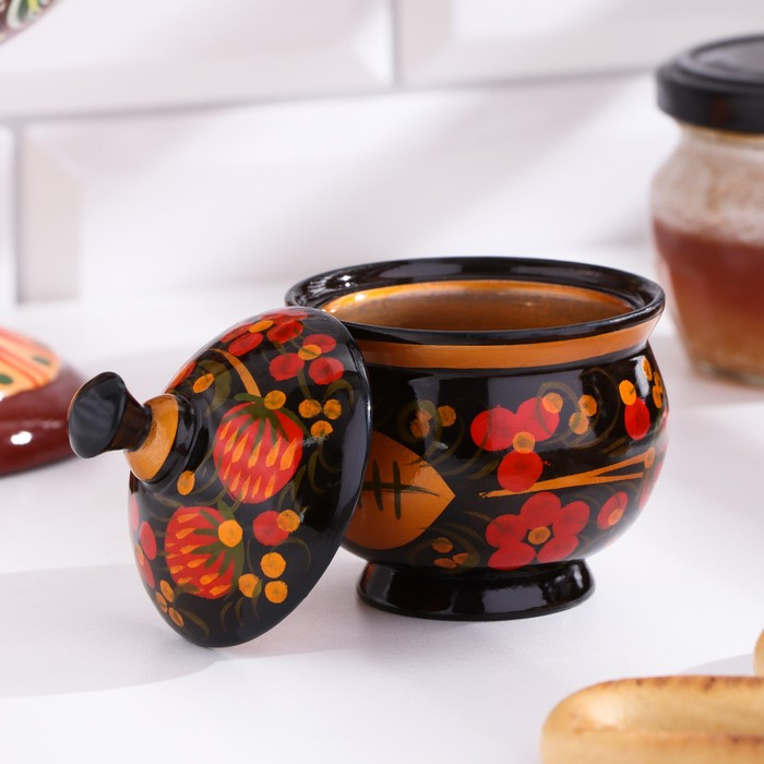 Солонка «Ягодка», малая, с крышкой, 7×6 см, хохлома Солонка «Ягодка», малая, с крышкой, 7×6 см, хохлома