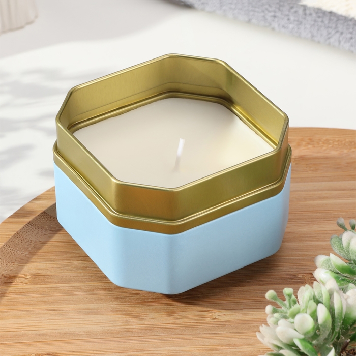 Свеча ароматическая в банке  Свеча ароматическая в банке "Aromatic Candle", английская груша и фрезия, большая