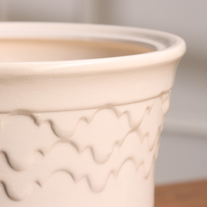 Горшок цветочный ЮТА №3, Белый 2,5 л Горшок цветочный ЮТА №3, Белый 2,5 л